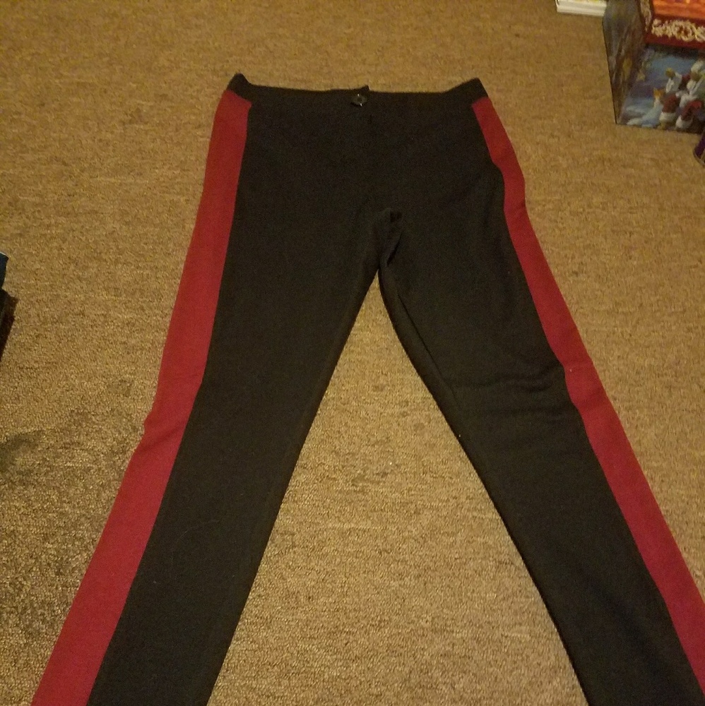 **Rue 21 Pant & Tye dye blue legging**